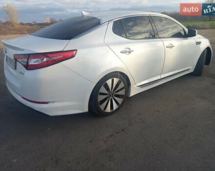 Белый Киа Оптима, объемом двигателя 2.36 л и пробегом 180 тыс. км за 8800 $, фото 1 на Automoto.ua