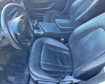 Кіа Оптіма 2012 у Миколаєві на Automoto.ua Білий Кіа Оптіма, об'ємом двигуна 2 л та пробігом 2 тис. км за 8000 $, фото 4 на Automoto.ua