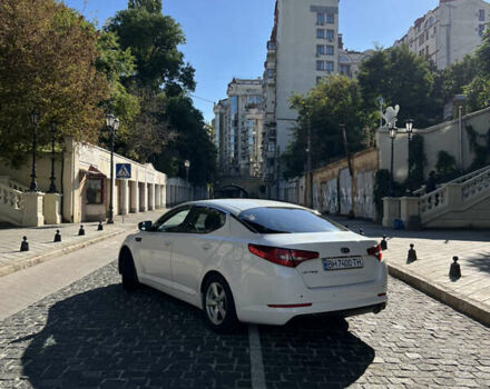 Белый Киа Оптима, объемом двигателя 2 л и пробегом 219 тыс. км за 9500 $, фото 2 на Automoto.ua