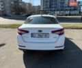 Білий Кіа Оптіма, об'ємом двигуна 2.36 л та пробігом 279 тис. км за 8500 $, фото 10 на Automoto.ua