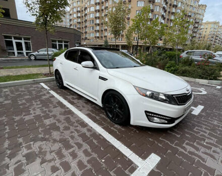 Белый Киа Оптима, объемом двигателя 2 л и пробегом 180 тыс. км за 7900 $, фото 1 на Automoto.ua