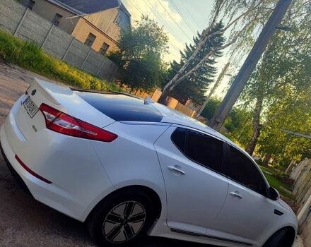 Кіа Оптіма 2012 у Харкові на Automoto.ua Білий Кіа Оптіма, об'ємом двигуна 2.4 л та пробігом 208 тис. км за 8999 $, фото 6 на Automoto.ua