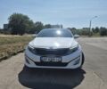 Белый Киа Оптима, объемом двигателя 2 л и пробегом 85 тыс. км за 12500 $, фото 2 на Automoto.ua