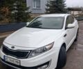 Белый Киа Оптима, объемом двигателя 2.36 л и пробегом 193 тыс. км за 8300 $, фото 6 на Automoto.ua