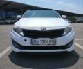 Білий Кіа Оптіма, об'ємом двигуна 2.4 л та пробігом 230 тис. км за 9000 $, фото 1 на Automoto.ua