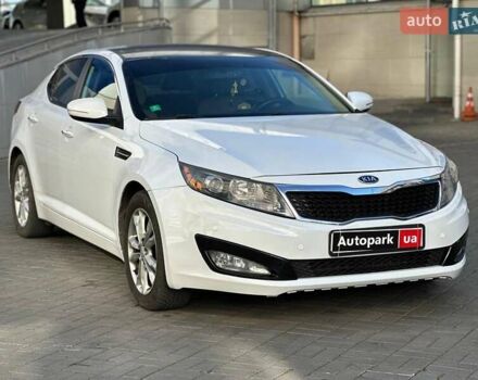 Белый Киа Оптима, объемом двигателя 2.4 л и пробегом 220 тыс. км за 9490 $, фото 2 на Automoto.ua
