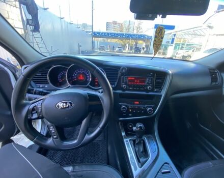 Кіа Оптіма 2012 у Миколаєві на Automoto.ua Білий Кіа Оптіма, об'ємом двигуна 2 л та пробігом 2 тис. км за 8000 $, фото 6 на Automoto.ua