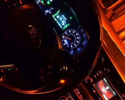 Кіа Оптіма 2012 у Харкові на Automoto.ua Білий Кіа Оптіма, об'ємом двигуна 2.4 л та пробігом 208 тис. км за 8999 $, фото 10 на Automoto.ua