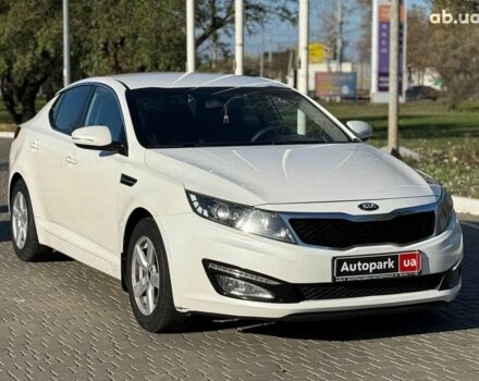 Белый Киа Оптима, объемом двигателя 2 л и пробегом 222 тыс. км за 9440 $, фото 18 на Automoto.ua