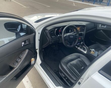 Белый Киа Оптима, объемом двигателя 2 л и пробегом 290 тыс. км за 6999 $, фото 4 на Automoto.ua