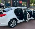 Белый Киа Оптима, объемом двигателя 1.69 л и пробегом 245 тыс. км за 9600 $, фото 37 на Automoto.ua