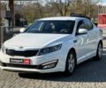 Белый Киа Оптима, объемом двигателя 2 л и пробегом 222 тыс. км за 9440 $, фото 1 на Automoto.ua
