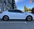 Белый Киа Оптима, объемом двигателя 2 л и пробегом 150 тыс. км за 9800 $, фото 10 на Automoto.ua
