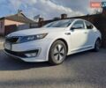 Білий Кіа Оптіма, об'ємом двигуна 2.36 л та пробігом 200 тис. км за 11200 $, фото 3 на Automoto.ua