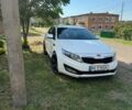 Белый Киа Оптима, объемом двигателя 2 л и пробегом 180 тыс. км за 9000 $, фото 1 на Automoto.ua