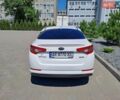 Белый Киа Оптима, объемом двигателя 2.36 л и пробегом 225 тыс. км за 9600 $, фото 5 на Automoto.ua