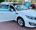 Белый Киа Оптима, объемом двигателя 1.69 л и пробегом 245 тыс. км за 9600 $, фото 38 на Automoto.ua