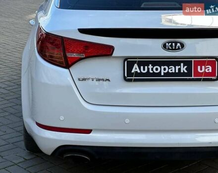 Белый Киа Оптима, объемом двигателя 2.4 л и пробегом 220 тыс. км за 9490 $, фото 10 на Automoto.ua