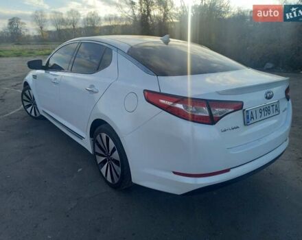 Белый Киа Оптима, объемом двигателя 2.36 л и пробегом 180 тыс. км за 8800 $, фото 5 на Automoto.ua