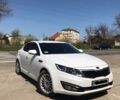 Білий Кіа Оптіма, об'ємом двигуна 2 л та пробігом 49 тис. км за 14300 $, фото 10 на Automoto.ua