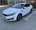 Белый Киа Оптима, объемом двигателя 2 л и пробегом 150 тыс. км за 9800 $, фото 1 на Automoto.ua