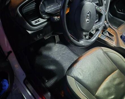 Белый Киа Оптима, объемом двигателя 2 л и пробегом 85 тыс. км за 12500 $, фото 12 на Automoto.ua