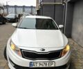 Белый Киа Оптима, объемом двигателя 2.4 л и пробегом 270 тыс. км за 8000 $, фото 1 на Automoto.ua