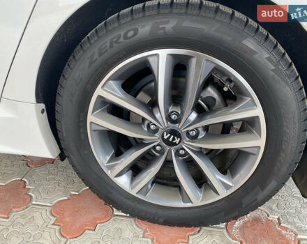 Белый Киа Оптима, объемом двигателя 2.4 л и пробегом 79 тыс. км за 14500 $, фото 15 на Automoto.ua