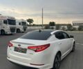 Белый Киа Оптима, объемом двигателя 2 л и пробегом 267 тыс. км за 9900 $, фото 4 на Automoto.ua