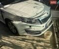 Белый Киа Оптима, объемом двигателя 1.7 л и пробегом 220 тыс. км за 5000 $, фото 6 на Automoto.ua