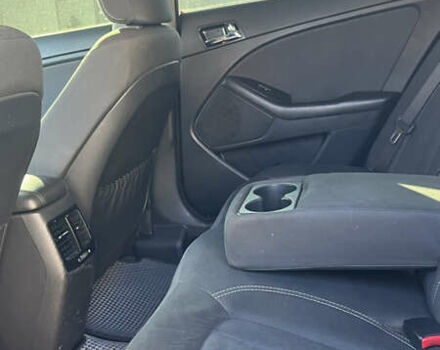 Белый Киа Оптима, объемом двигателя 2.4 л и пробегом 252 тыс. км за 9000 $, фото 9 на Automoto.ua