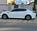 Белый Киа Оптима, объемом двигателя 2 л и пробегом 365 тыс. км за 7800 $, фото 4 на Automoto.ua