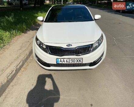 Белый Киа Оптима, объемом двигателя 2 л и пробегом 95 тыс. км за 11500 $, фото 5 на Automoto.ua