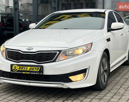 Білий Кіа Оптіма, об'ємом двигуна 2.36 л та пробігом 270 тис. км за 10000 $, фото 2 на Automoto.ua