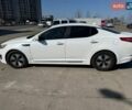 Білий Кіа Оптіма, об'ємом двигуна 2.36 л та пробігом 279 тис. км за 8500 $, фото 2 на Automoto.ua