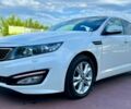 Белый Киа Оптима, объемом двигателя 1.69 л и пробегом 245 тыс. км за 9600 $, фото 2 на Automoto.ua