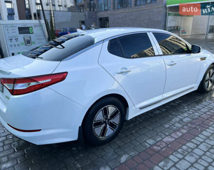 Белый Киа Оптима, объемом двигателя 2.4 л и пробегом 252 тыс. км за 9000 $, фото 2 на Automoto.ua