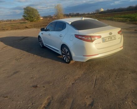 Белый Киа Оптима, объемом двигателя 2.4 л и пробегом 185 тыс. км за 9000 $, фото 1 на Automoto.ua