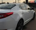 Белый Киа Оптима, объемом двигателя 2 л и пробегом 230 тыс. км за 9150 $, фото 2 на Automoto.ua
