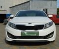 Белый Киа Оптима, объемом двигателя 2 л и пробегом 128 тыс. км за 10400 $, фото 3 на Automoto.ua