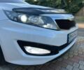 Белый Киа Оптима, объемом двигателя 2 л и пробегом 365 тыс. км за 7800 $, фото 2 на Automoto.ua