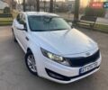 Білий Кіа Оптіма, об'ємом двигуна 2.4 л та пробігом 210 тис. км за 7500 $, фото 5 на Automoto.ua