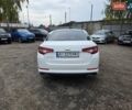 Белый Киа Оптима, объемом двигателя 2.36 л и пробегом 207 тыс. км за 8900 $, фото 5 на Automoto.ua