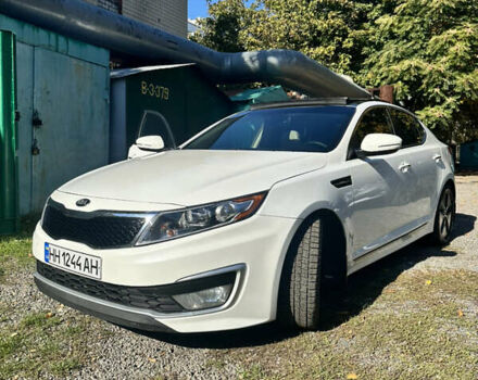 Белый Киа Оптима, объемом двигателя 2.36 л и пробегом 162 тыс. км за 10500 $, фото 1 на Automoto.ua