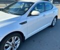 Білий Кіа Оптіма, об'ємом двигуна 2 л та пробігом 245 тис. км за 8900 $, фото 4 на Automoto.ua