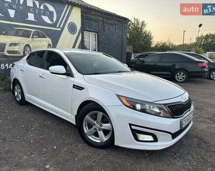 Белый Киа Оптима, объемом двигателя 2.4 л и пробегом 125 тыс. км за 8600 $, фото 4 на Automoto.ua