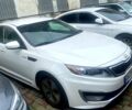 Білий Кіа Оптіма, об'ємом двигуна 2.4 л та пробігом 350 тис. км за 9300 $, фото 1 на Automoto.ua