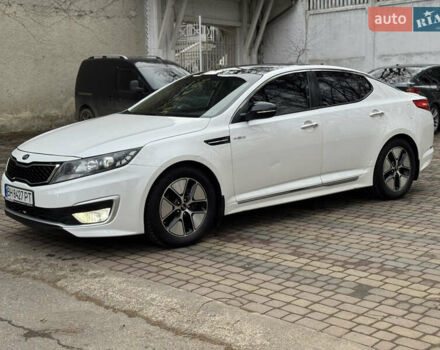 Білий Кіа Оптіма, об'ємом двигуна 2.4 л та пробігом 256 тис. км за 9100 $, фото 1 на Automoto.ua