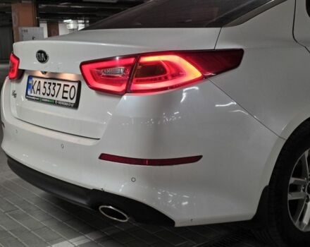 Білий Кіа Оптіма, об'ємом двигуна 2 л та пробігом 224 тис. км за 7250 $, фото 2 на Automoto.ua