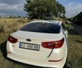 Білий Кіа Оптіма, об'ємом двигуна 2 л та пробігом 197 тис. км за 9498 $, фото 3 на Automoto.ua